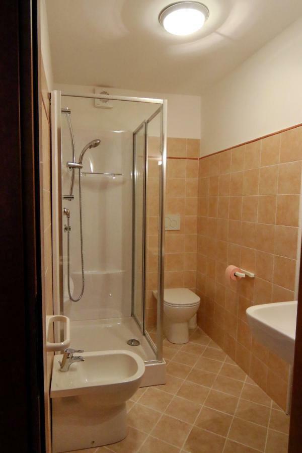 Albergo Ristorante Centro Vico Canavese Eksteriør bilde